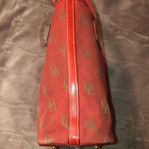 Dooney & Bourke Red Canvas Leather Combo DB Logo Bucket Shoulder Bag Purse - Picture 10 of 15